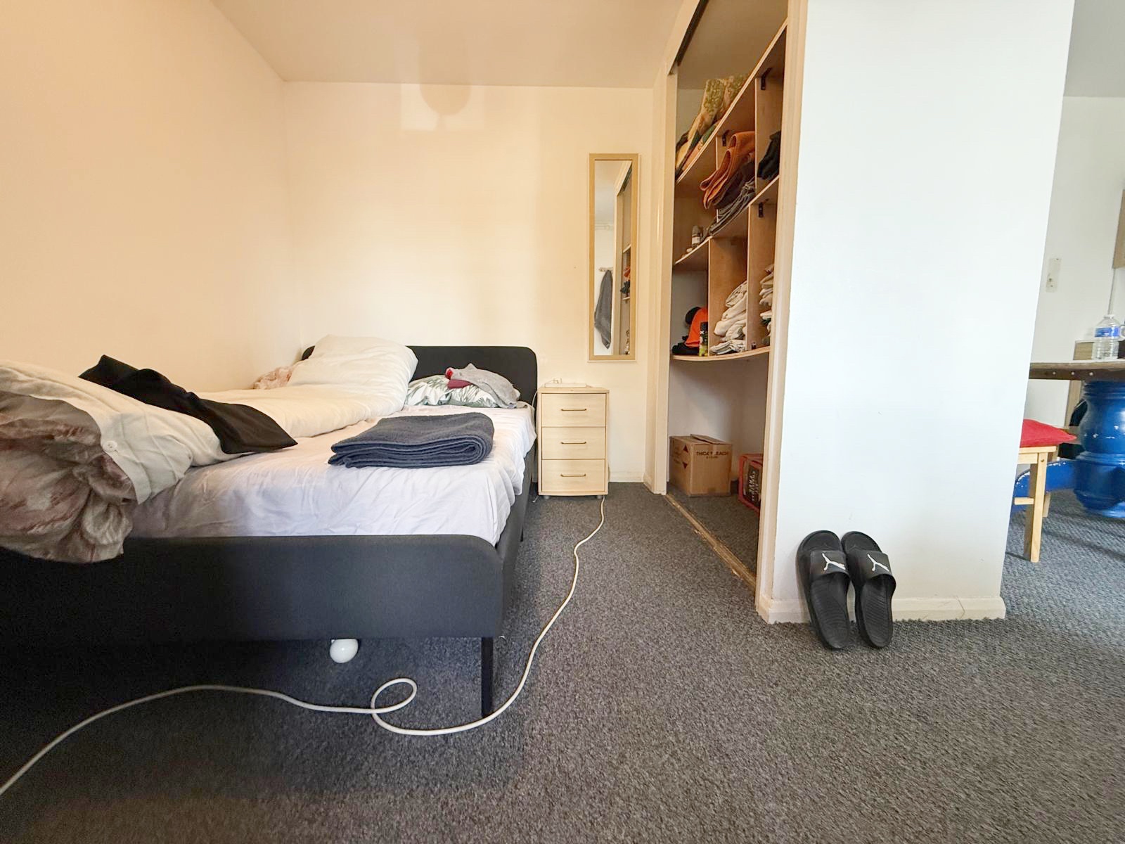 Spacious Studio Flat in Canada Water / Surrey Quays